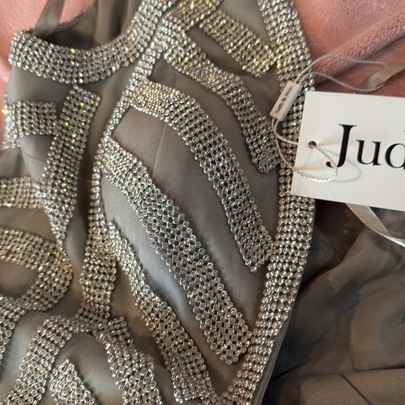 NWT JUDY & JULIA Silver Beaded Crystal Evening Gown Dress Sz 12 GORGEOUS Z42 - Picture 9 of 9